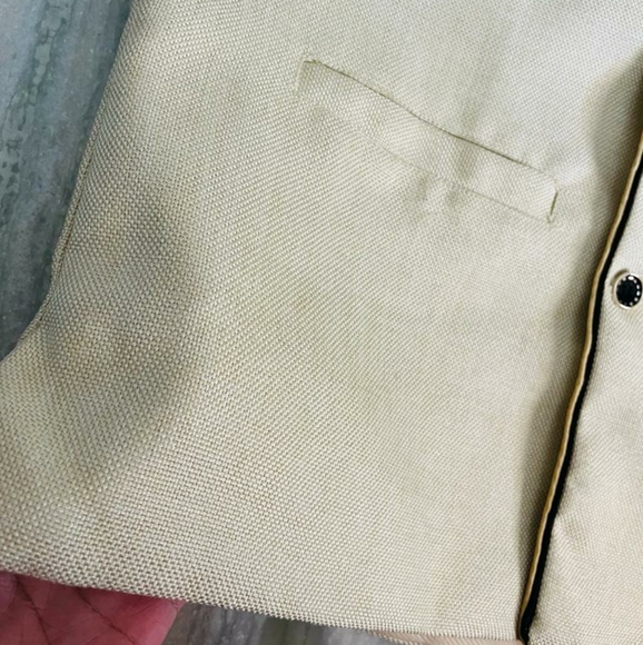 MENS cream waist coat - Picture 4 of 9